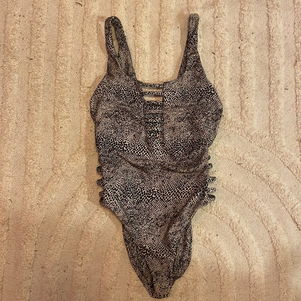 Size medium Volcom one piece, exclusive from Maui, Hawai’i